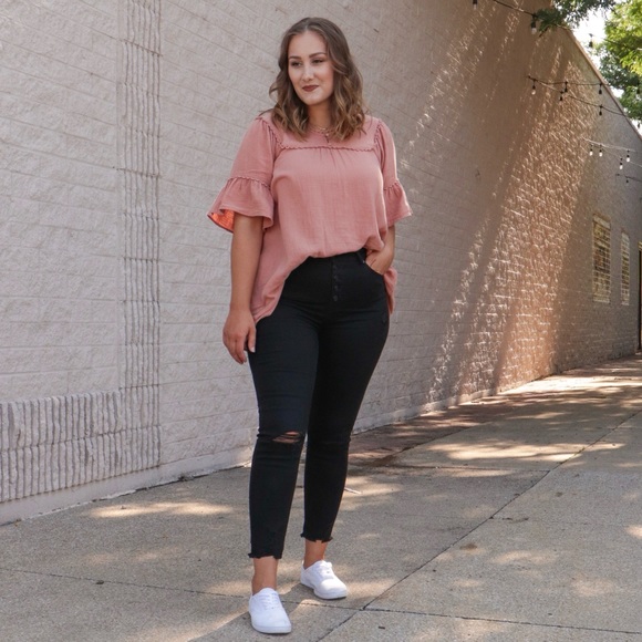 ❤️HP❤️Oversized Ruffle Top - Picture 2 of 8